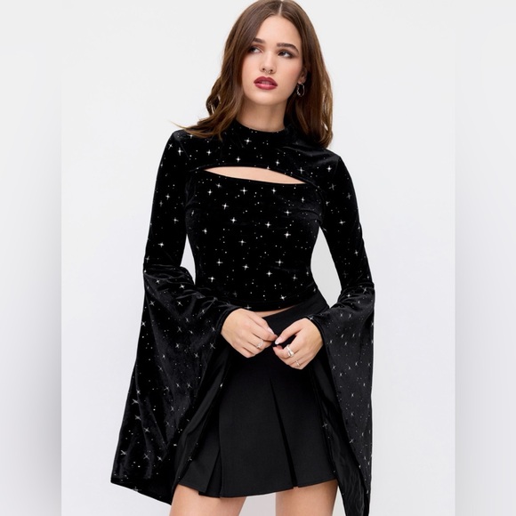 Cider Tops - Black Velvet Star Print Cutout Bell Sleeve Crop Top Goth Alt Witchy Celestial XL